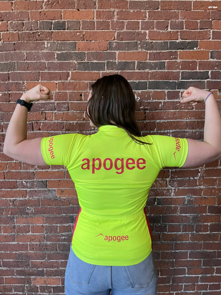 Flexing to show off the back of the women’s cut!