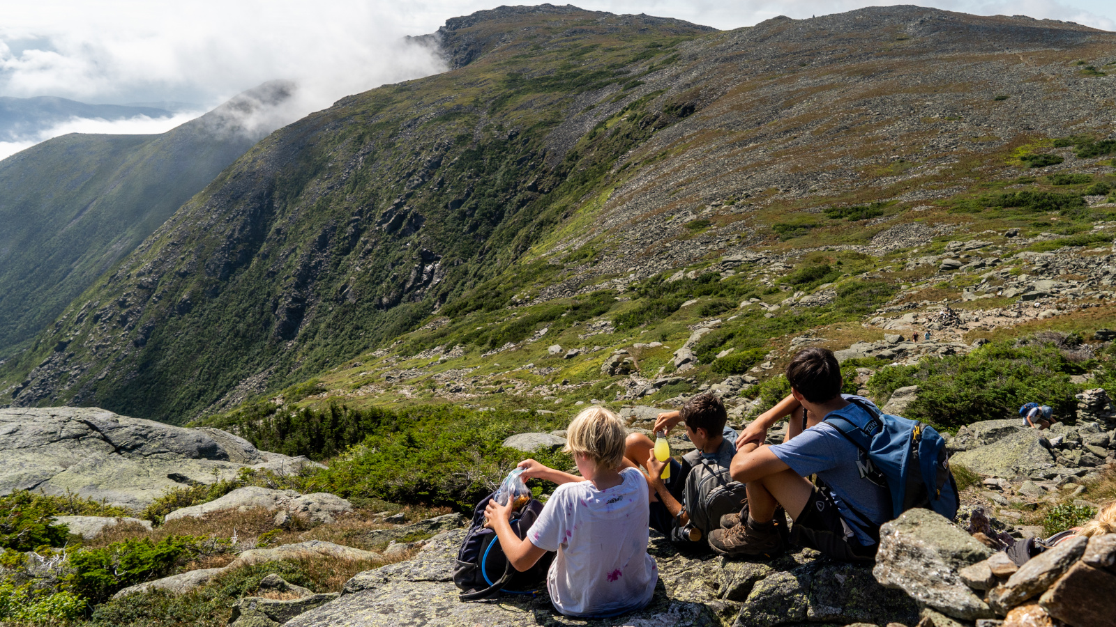 Apogee Adventures New England Mountains & Coast Teen Adventure